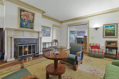 215 Soundview Avenue, White Plains, NY 10606 - Photo 12