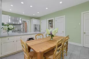215 Soundview Ave, White Plains, NY 10606 - Photo 18