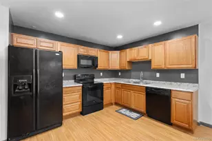 23 Scarborough Ln, Wappingers Falls, NY 12590 - Photo 2