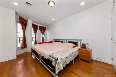 10716 37th Avenue #3B, Corona, NY 11368 - Photo 8
