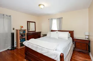 7 Catherine Ct, Elmont, NY 11003 - Photo 16