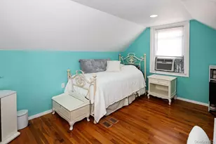 7 Catherine Ct, Elmont, NY 11003 - Photo 20