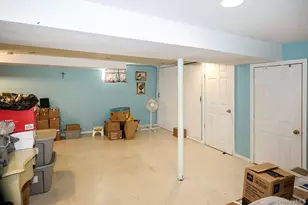 7 Catherine Ct, Elmont, NY 11003 - Photo 26