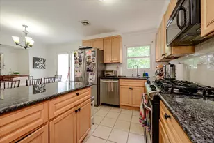 30 Cheshire Rd, Inwood, NY 11096 - Photo 10