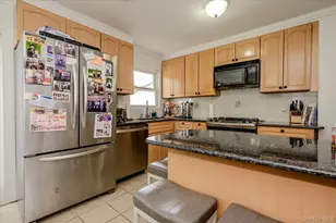 30 Cheshire Rd, Inwood, NY 11096 - Photo 8