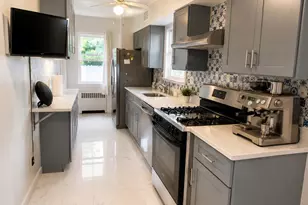 187 Perry St, Hempstead, NY 11550 - Photo 8