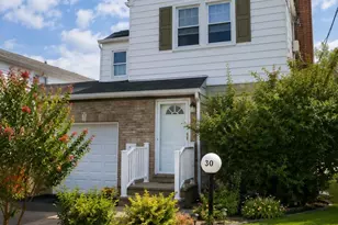 187 Perry St, Hempstead, NY 11550 - Photo 2