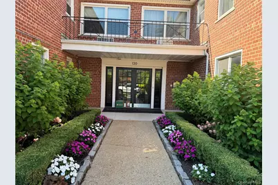 120 S Park Avenue #1-D, Rockville Centre, NY 11570 - Photo 1