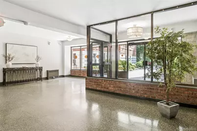 247 Parkview Avenue #3P, Bronxville, NY 10708 - Photo 2