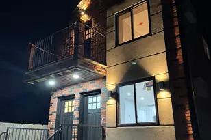 121-11 195th St, Saint Albans, NY 11413 - Photo 2