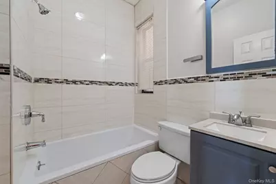 746 E 219th Street, Bronx, NY 10467 - Photo 8