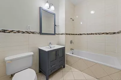 746 E 219th Street, Bronx, NY 10467 - Photo 6