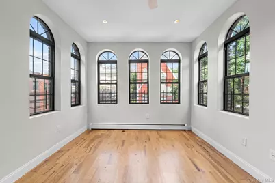 746 E 219th Street, Bronx, NY 10467 - Photo 12