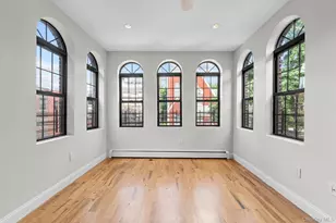 746 E 219th St, Bronx, NY 10467 - Photo 12