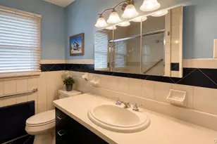 32 Taylor Dr, Farmingdale, NY 11735 - Photo 14