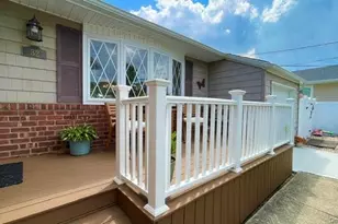 32 Taylor Dr, Farmingdale, NY 11735 - Photo 34