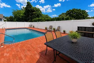 32 Taylor Dr, Farmingdale, NY 11735 - Photo 30