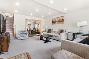 94-23 209th St, Queens Village, NY 11428 - Photo 4