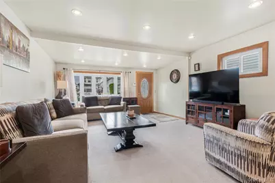 9423 209th Street, Queens Village, NY 11428 - Photo 6