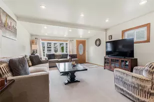 94-23 209th St, Queens Village, NY 11428 - Photo 6