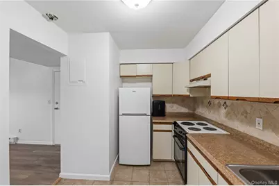 3 Hampton Court #B, Yorktown Heights, NY 10598 - Photo 14
