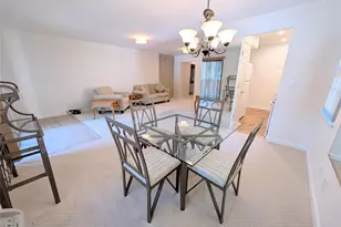 440 Carpenter Ave, Newburgh, NY 12550 - Photo 6