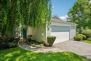38 Woodlands Dr, Tuxedo Park, NY 10987 - Photo 2