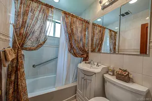 17 Eckert St, South Huntington, NY 11746 - Photo 12