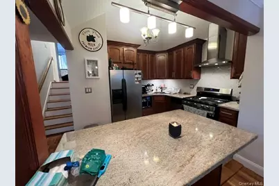 8719 57th Road #77, Elmhurst, NY 11373 - Photo 4