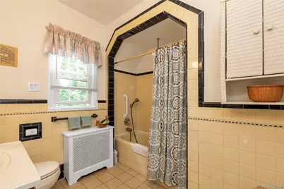 215-36 48th Avenue, Bayside, NY 11364 - Photo 18