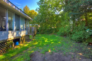 81 Notre Dame Ave, Hicksville, NY 11801 - Photo 8