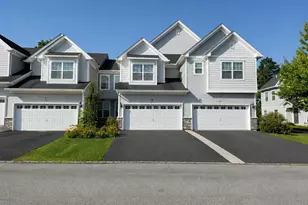 37 Lindentree Ln, Middletown, NY 10940 - Photo 2