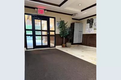 170-12 Highland Avenue #304, Jamaica, NY 11432 - Photo 2