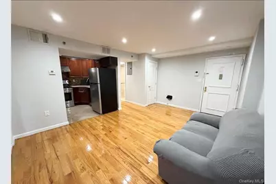 170-12 Highland Avenue #304, Jamaica, NY 11432 - Photo 4
