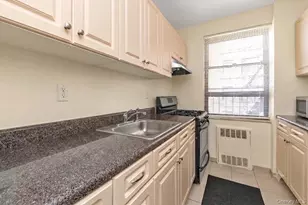 141-16 25th Rd, Flushing, NY 11354 - Photo 6