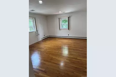 212 Orchard Street, Westbury, NY 11590 - Photo 4