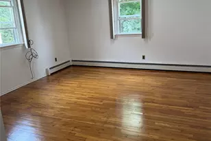 212 Orchard St, Westbury, NY 11590 - Photo 4