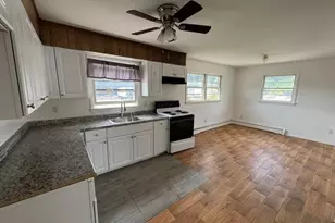 2899 US Route 9W, New Windsor, NY 12553 - Photo 2