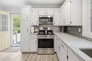 45 Norwood Rd, Hampton Bays, NY 11946 - Photo 8