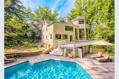 6 The Maples, Roslyn, NY 11576 - Photo 36