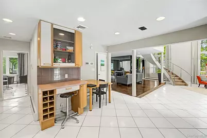 6 The Maples, Roslyn, NY 11576 - Photo 22