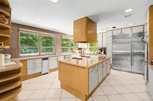 6 The Maples, Roslyn, NY 11576 - Photo 4
