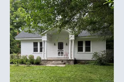 9 Old Lane, Hudson, NY 12534 - Photo 1