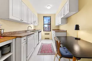 302 96th St, Brooklyn, NY 11209 - Photo 8