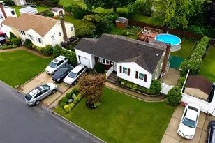 80 Carroll St, Brentwood, NY 11717 - Photo 12