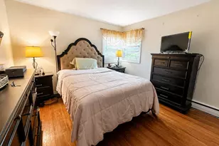80 Carroll St, Brentwood, NY 11717 - Photo 6