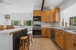 985 Cold Spring Rd, Forestburgh, NY 12777 - Photo 14