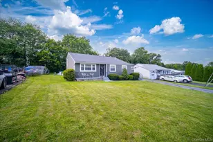 26 Delaware Rd, Newburgh, NY 12550 - Photo 4