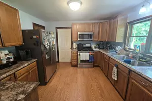 17 Green Ln, Slate Hill, NY 10973 - Photo 12