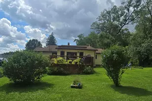 17 Green Ln, Slate Hill, NY 10973 - Photo 2